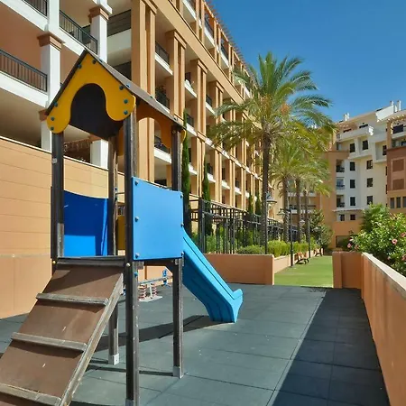 Lujoso Apartamento Con Espectacular Terraza Con Vistas Al Mar En Marbellac