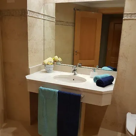 Lujoso Apartamento Con Espectacular Terraza Con Vistas Al Mar En Marbellac