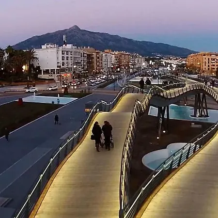 Lujoso Apartamento Con Espectacular Terraza Con Vistas Al Mar En Appartement Marbellac