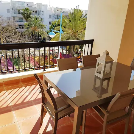 Lujoso Apartamento Con Espectacular Terraza Con Vistas Al Mar En Appartement *